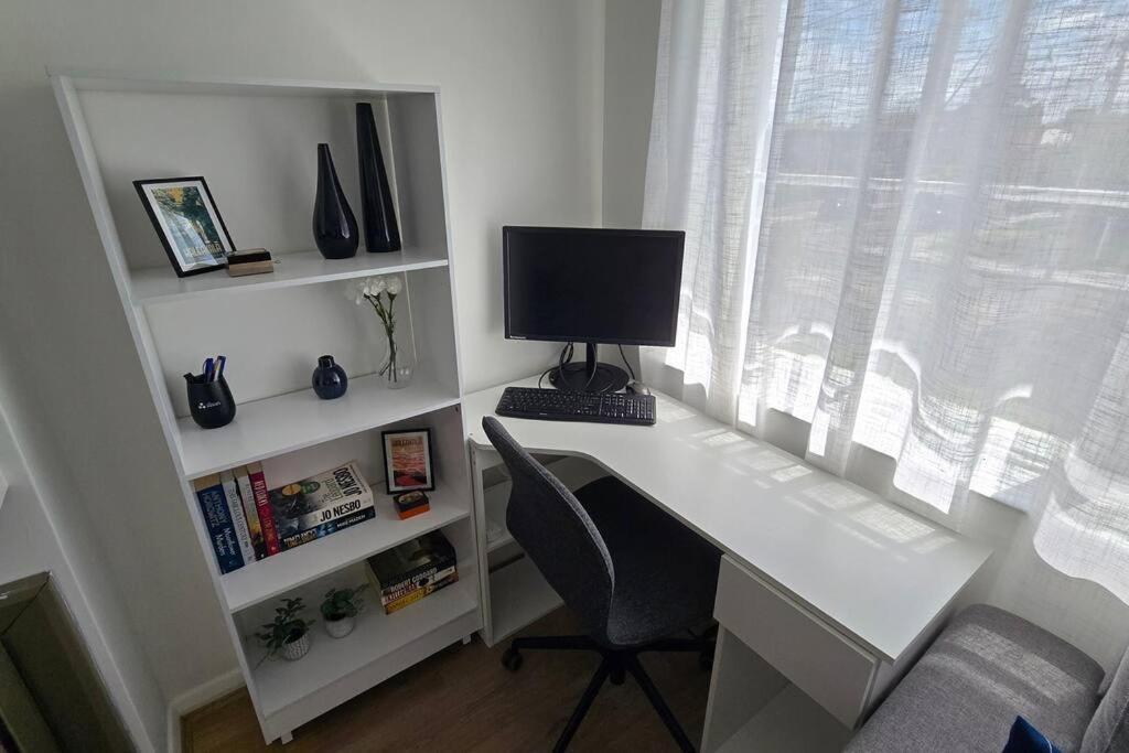 Elsternwick Easy Living - 2 Bedroom Sleeping 4 Ville de Ville de Melbourne Extérieur photo