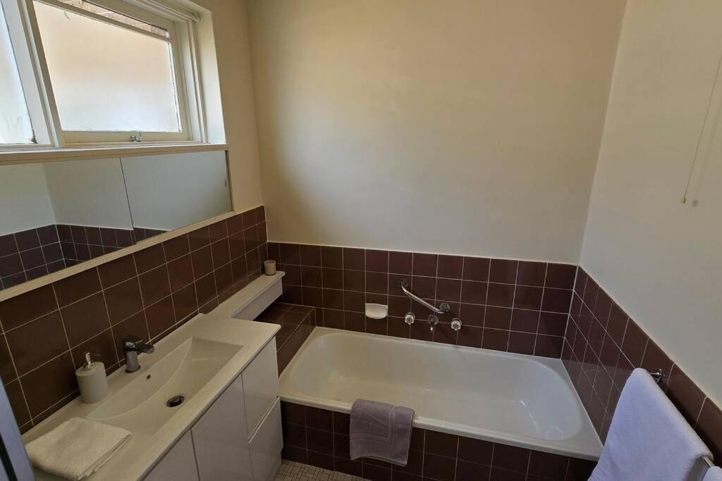 Elsternwick Easy Living - 2 Bedroom Sleeping 4 Ville de Ville de Melbourne Extérieur photo